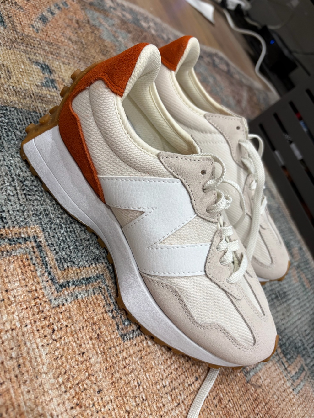 New Balance 327 Sea Salt Rust Oxide Women's Retro Runner Sneakers NWOB